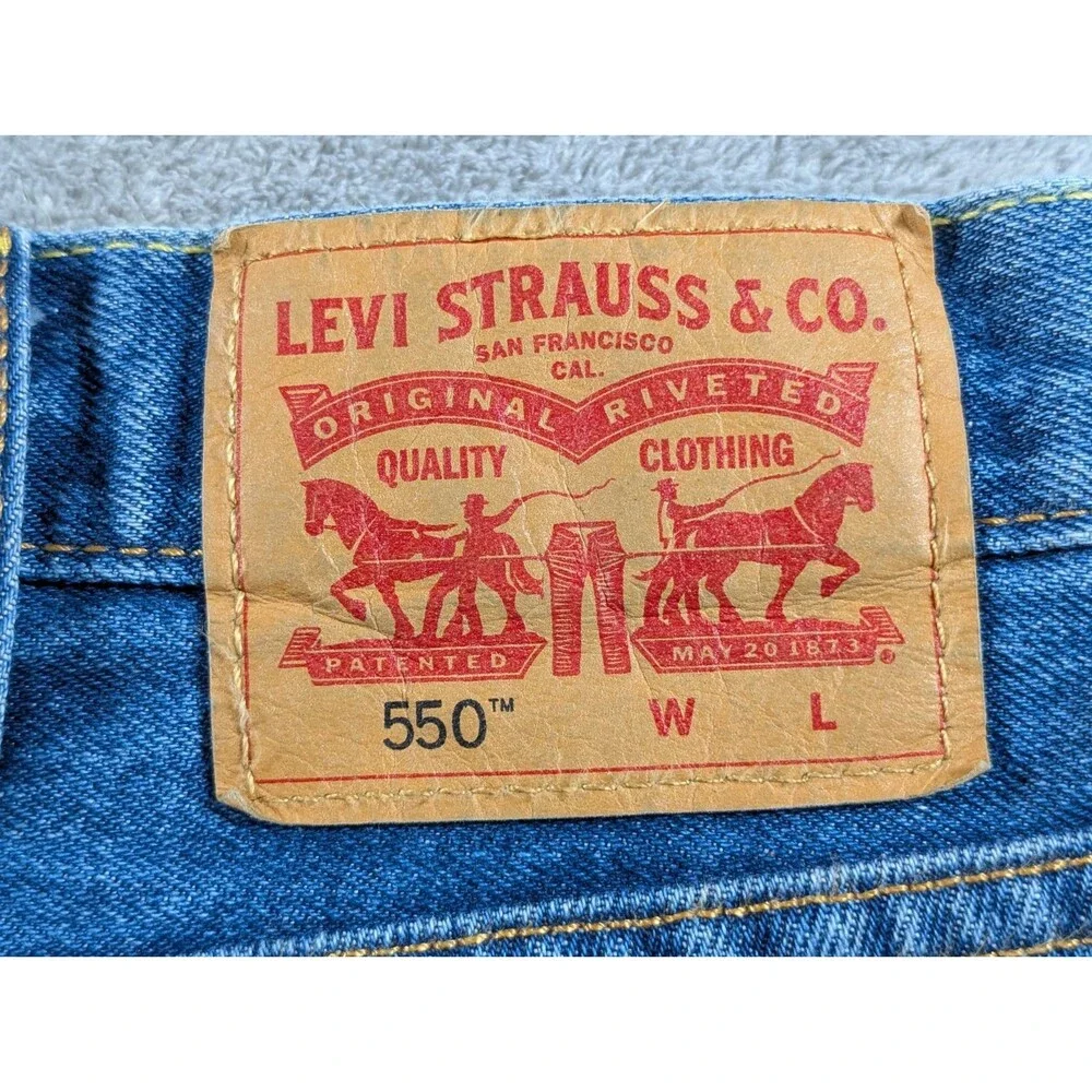 Levi’s 550 Jeans Men’s 44x30 Blue Denim Relaxed Fit Casual Minimalist